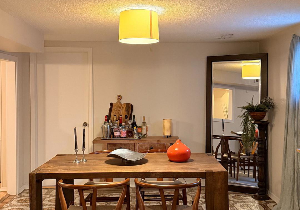 7673-darcel-avenue-mississauga-ontario-w13532920