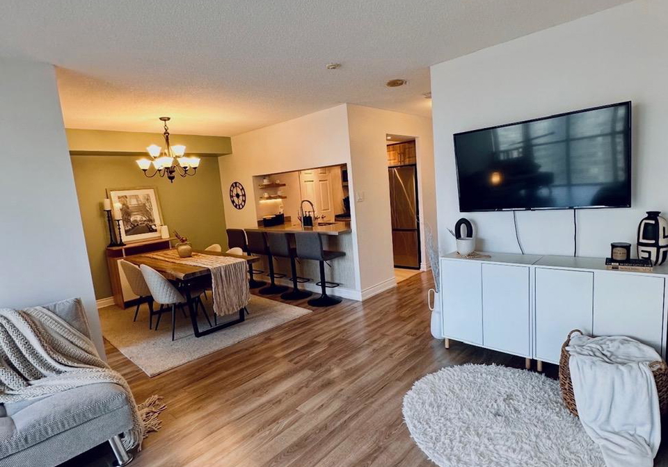 265-enfield-place-mississauga-ontario-w13533056