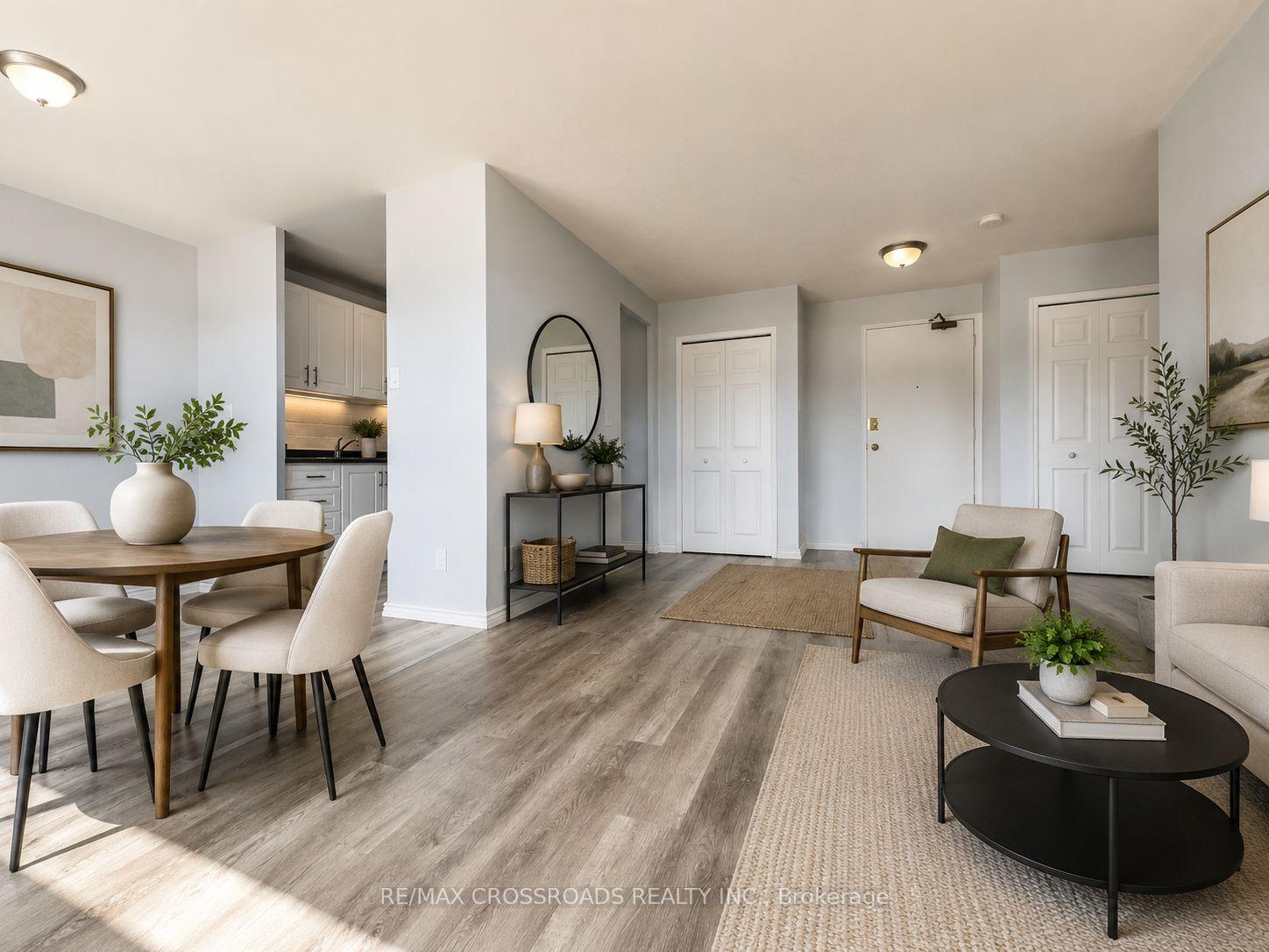 363-lakeshore-road-e-mississauga-ontario-w13533102