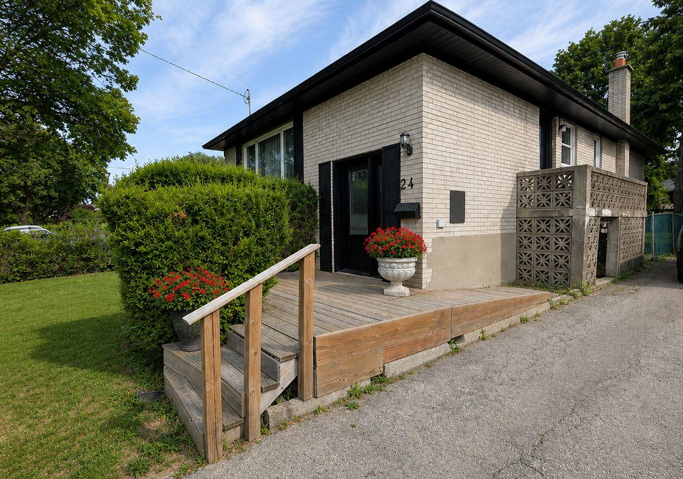 24-waxham-road-toronto-etobicoke-ontario-w13533116