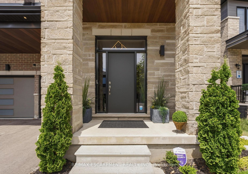 625-fullum-landing-milton-ontario-w13533122