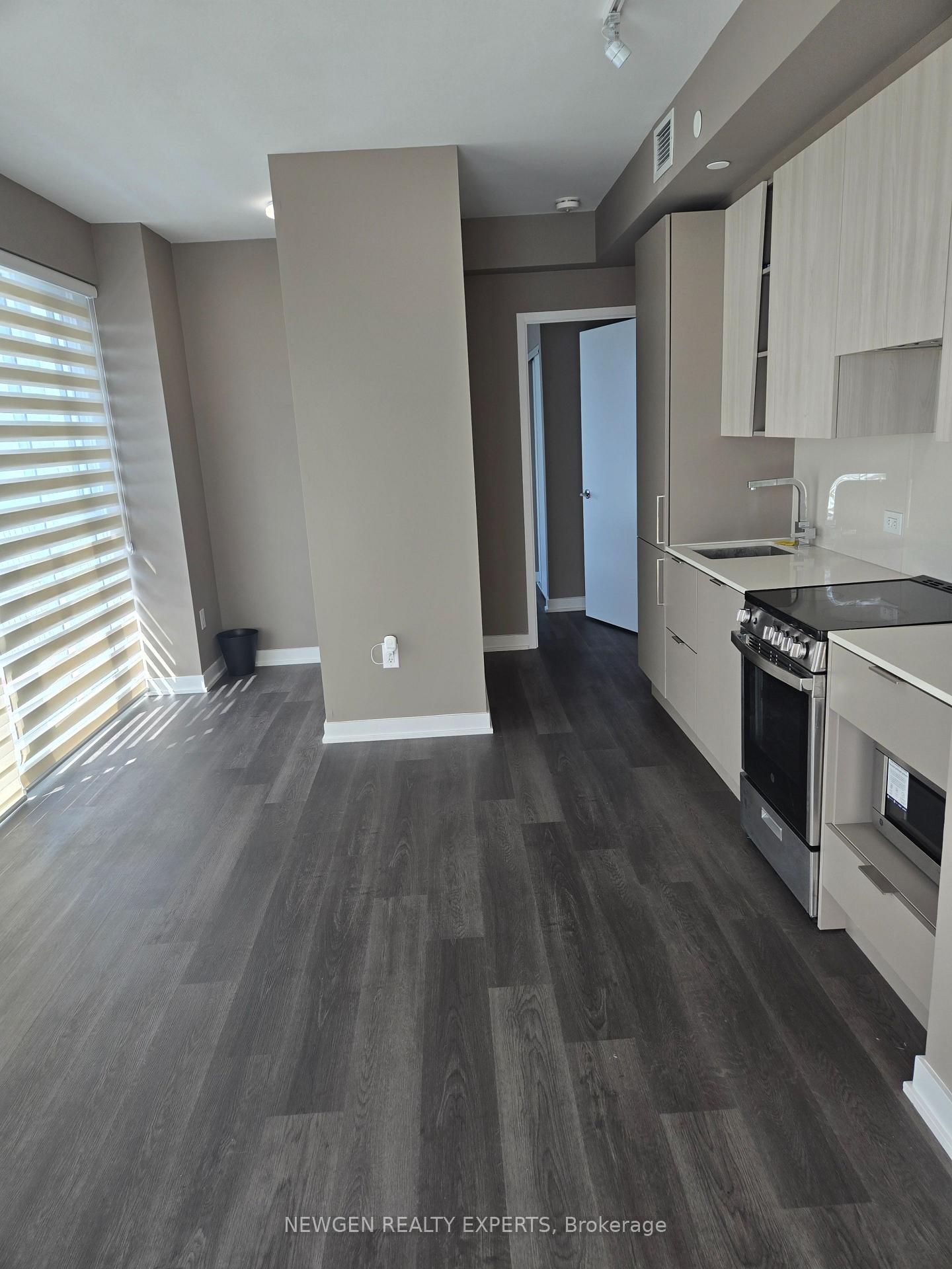 3900-confederation-parkway-mississauga-ontario-w13533318