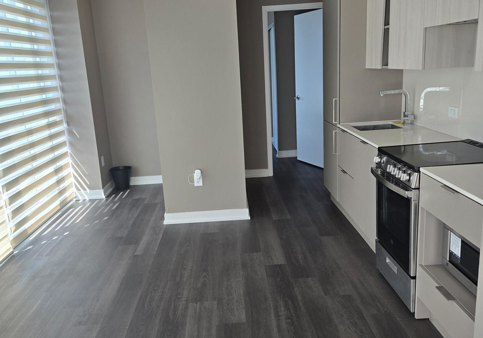 3900-confederation-parkway-mississauga-ontario-w13533318