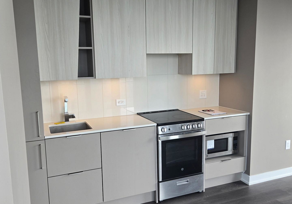3900-confederation-parkway-mississauga-ontario-w13533318