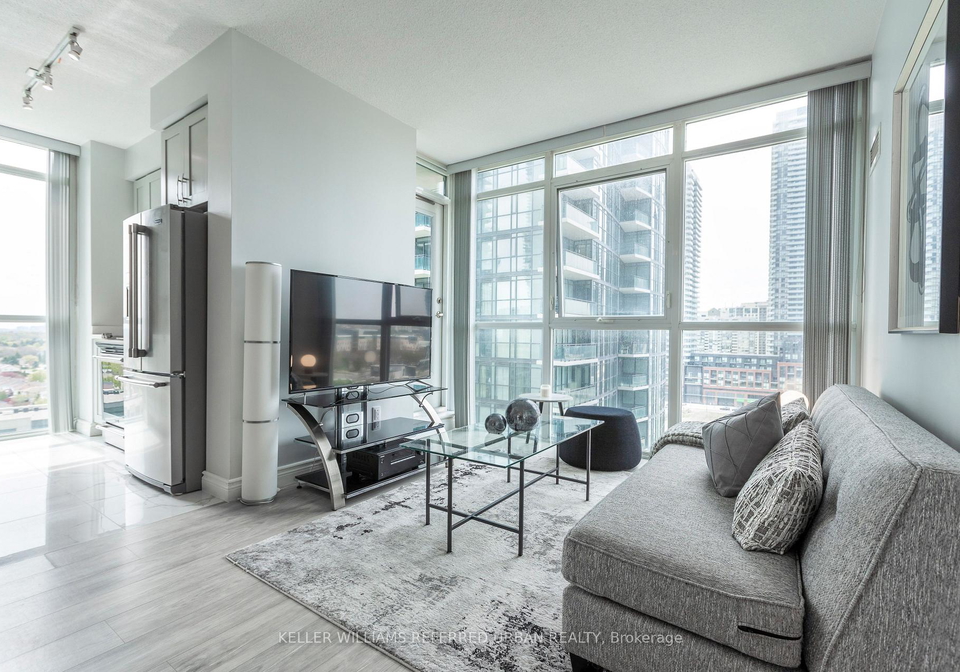 4070-confederation-parkway-mississauga-ontario-w13533388