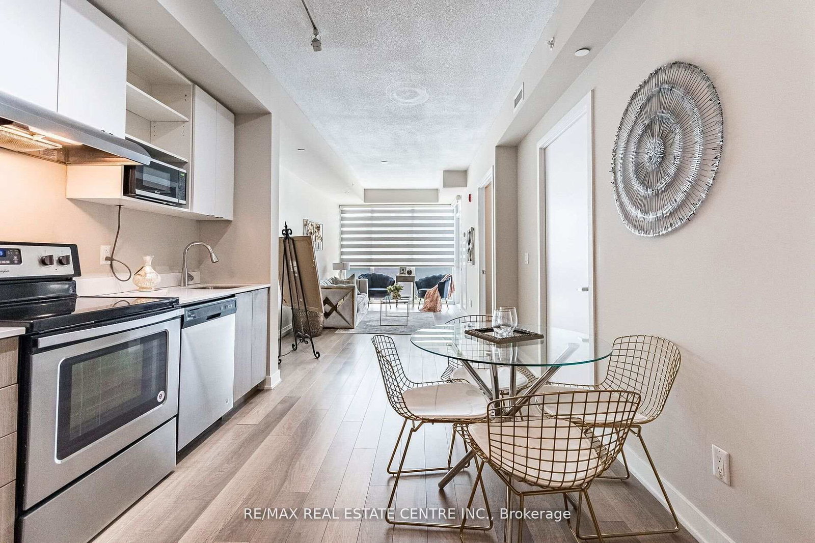 5240-dundas-street-burlington-ontario-w13533408