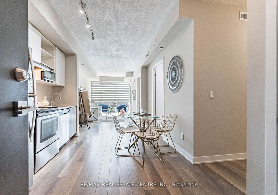 5240-dundas-street-burlington-ontario-w13533408