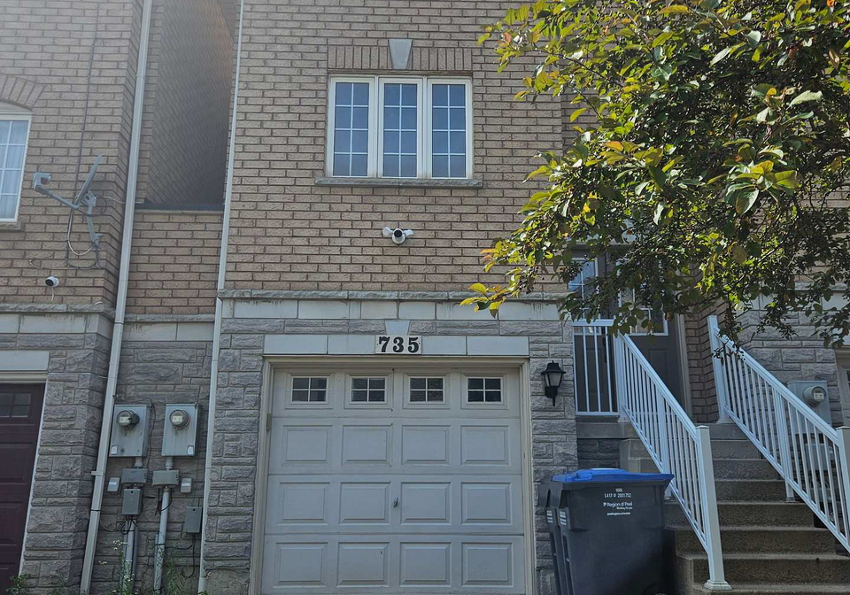 735-states-street-mississauga-ontario-w13533418