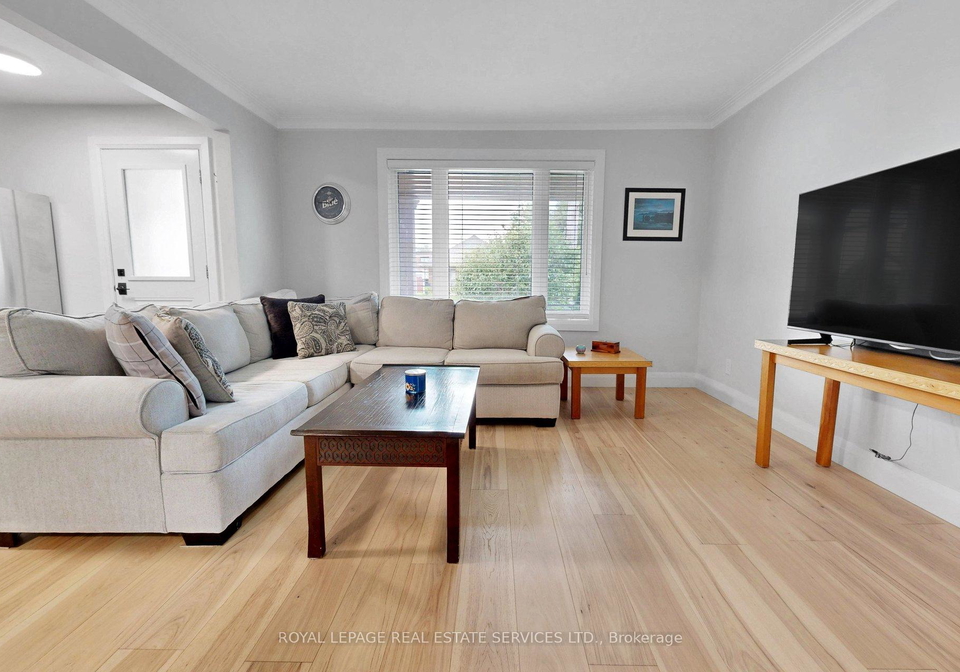 6-parkchester-road-toronto-north-york-ontario-w13533500