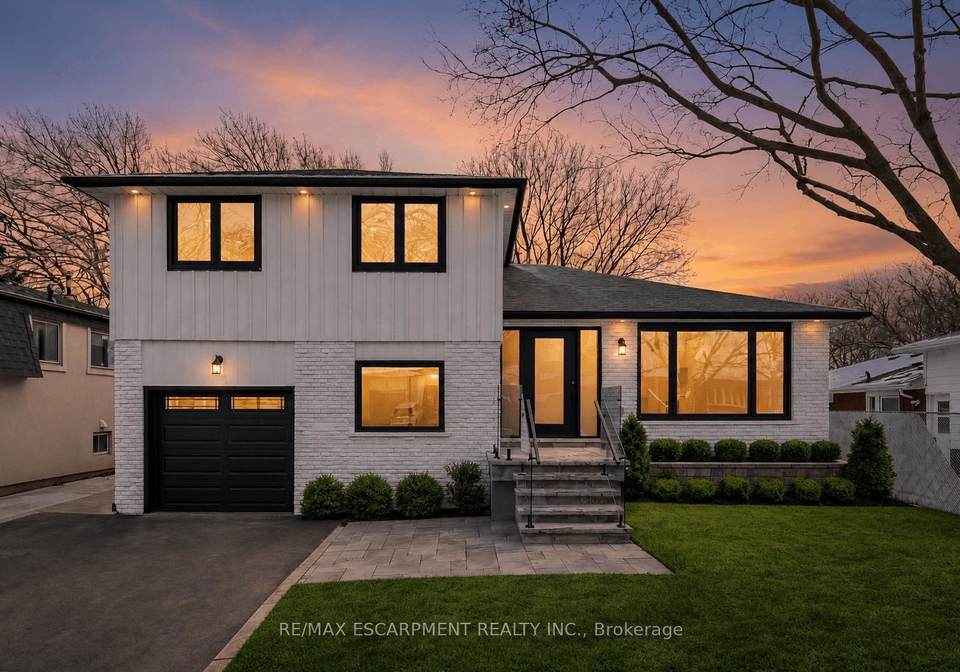 2276-wyandotte-drive-oakville-ontario-w13533598