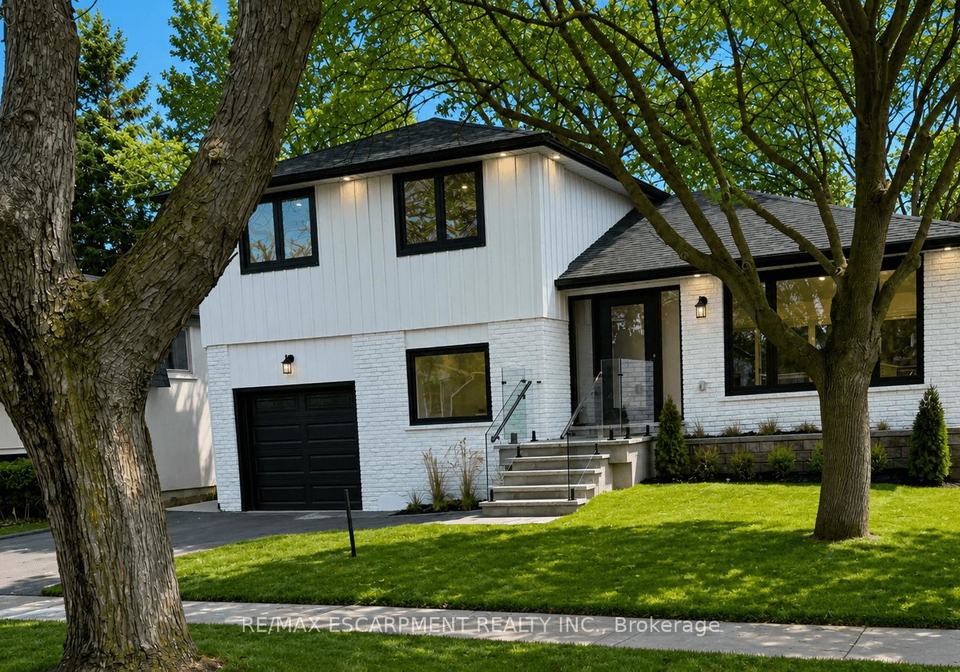 2276-wyandotte-drive-oakville-ontario-w13533598