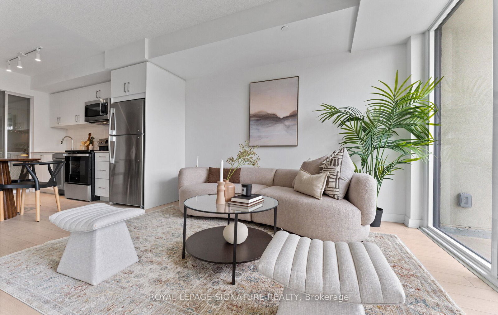 4010-eglinton-avenue-w-toronto-etobicoke-ontario-w13533882