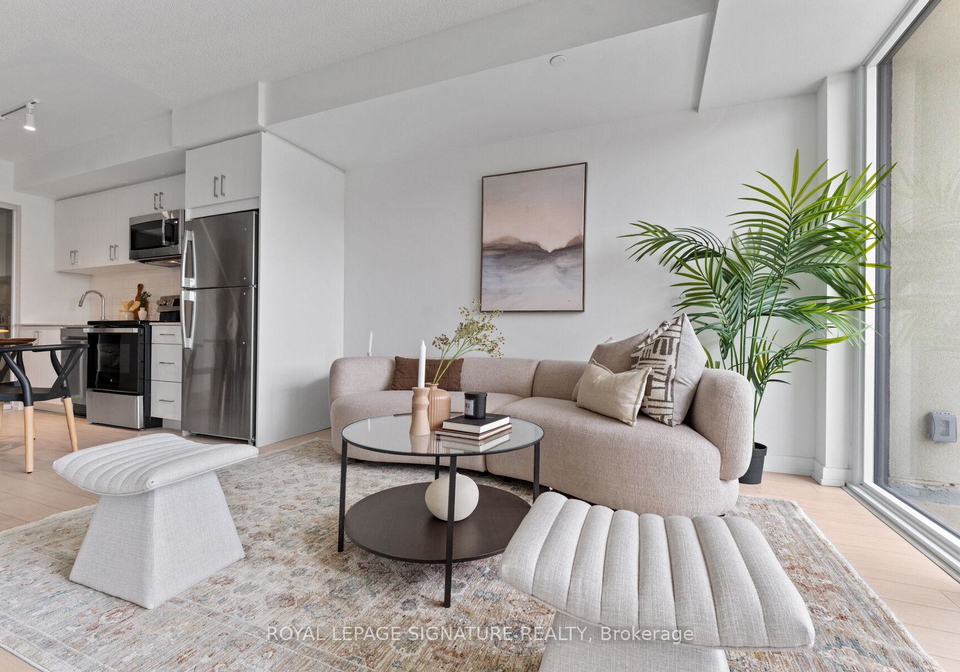 4010-eglinton-avenue-w-toronto-etobicoke-ontario-w13533882