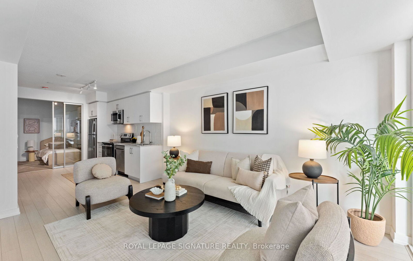 4010-eglinton-avenue-w-toronto-etobicoke-ontario-w13533914