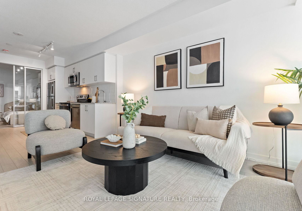 4010-eglinton-avenue-w-toronto-etobicoke-ontario-w13533914