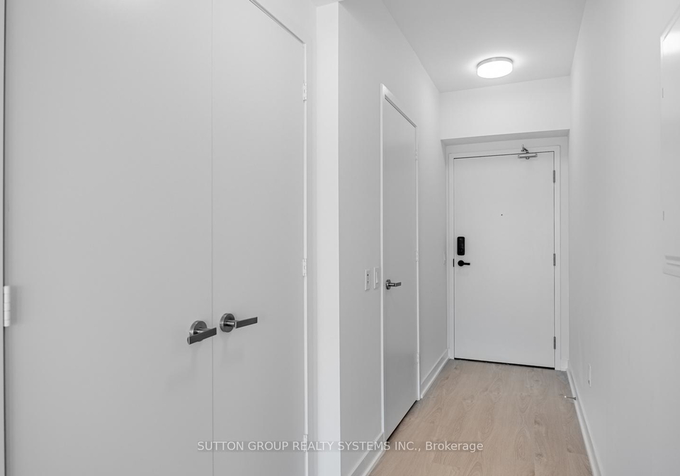 3900-confederation-parkway-mississauga-ontario-w13534386