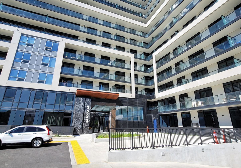 3220-william-coltson-avenue-oakville-ontario-w13534388