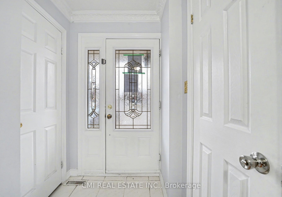 993-lucerne-crescent-mississauga-ontario-w13534442
