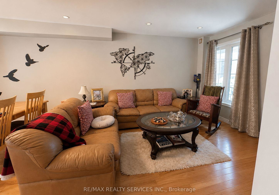 6897-bansbridge-crescent-mississauga-ontario-w13534688