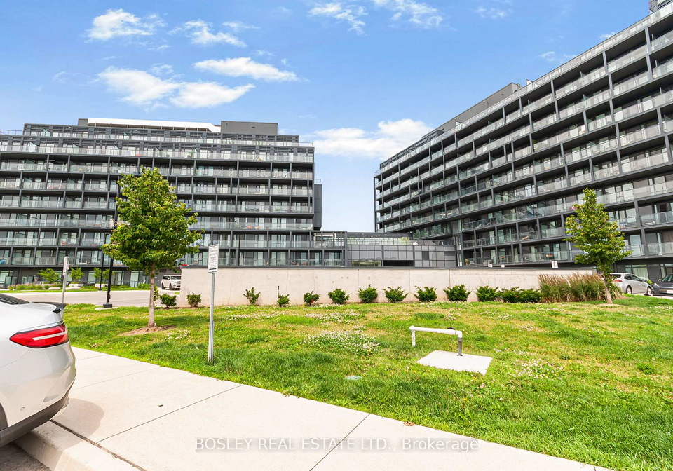 3200-dakota-common-burlington-ontario-w13534752