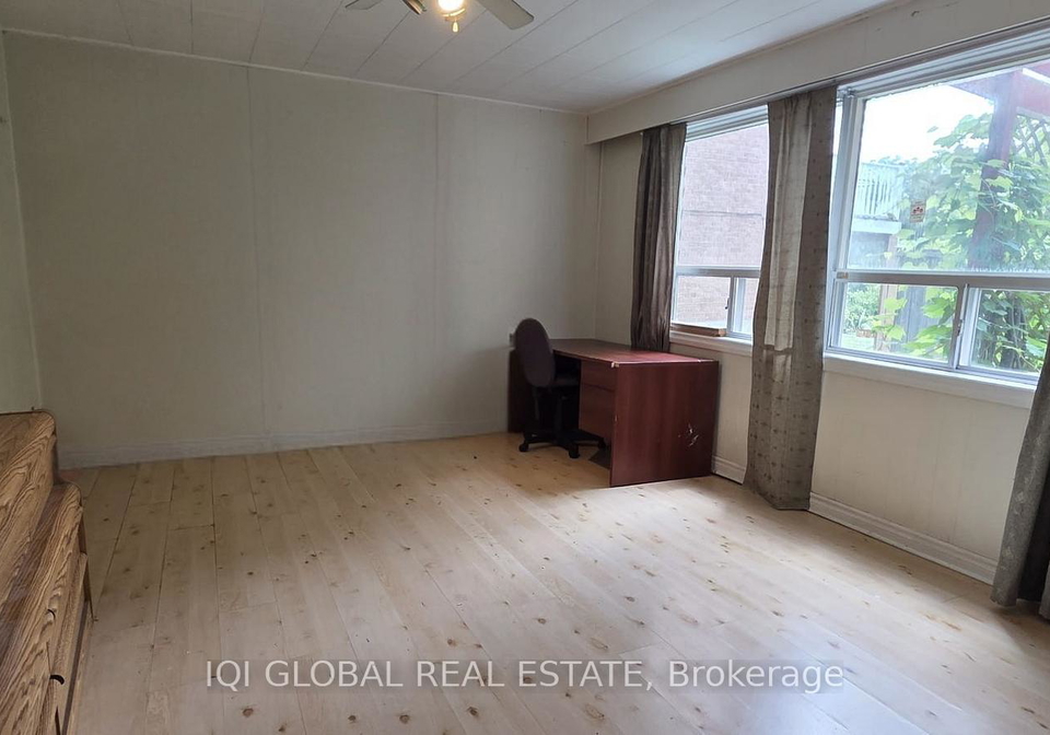 2608-islington-avenue-toronto-etobicoke-ontario-w13534916
