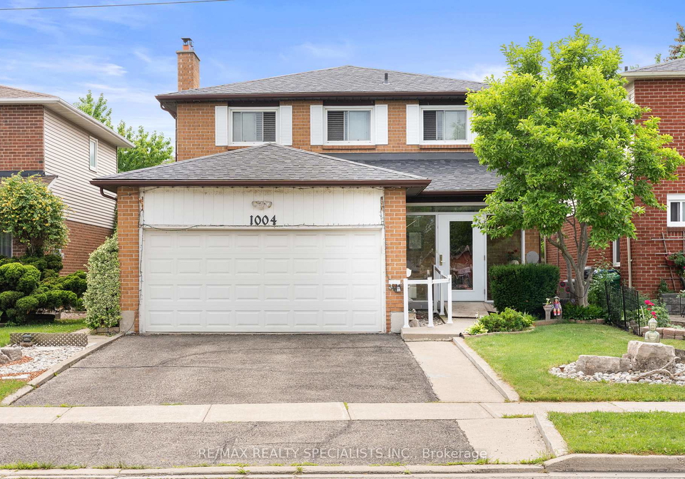1004-queensbridge-drive-mississauga-ontario-w13535004
