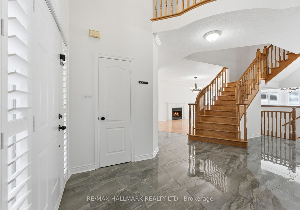 2013-rosemount-crescent-oakville-ontario-w13535094