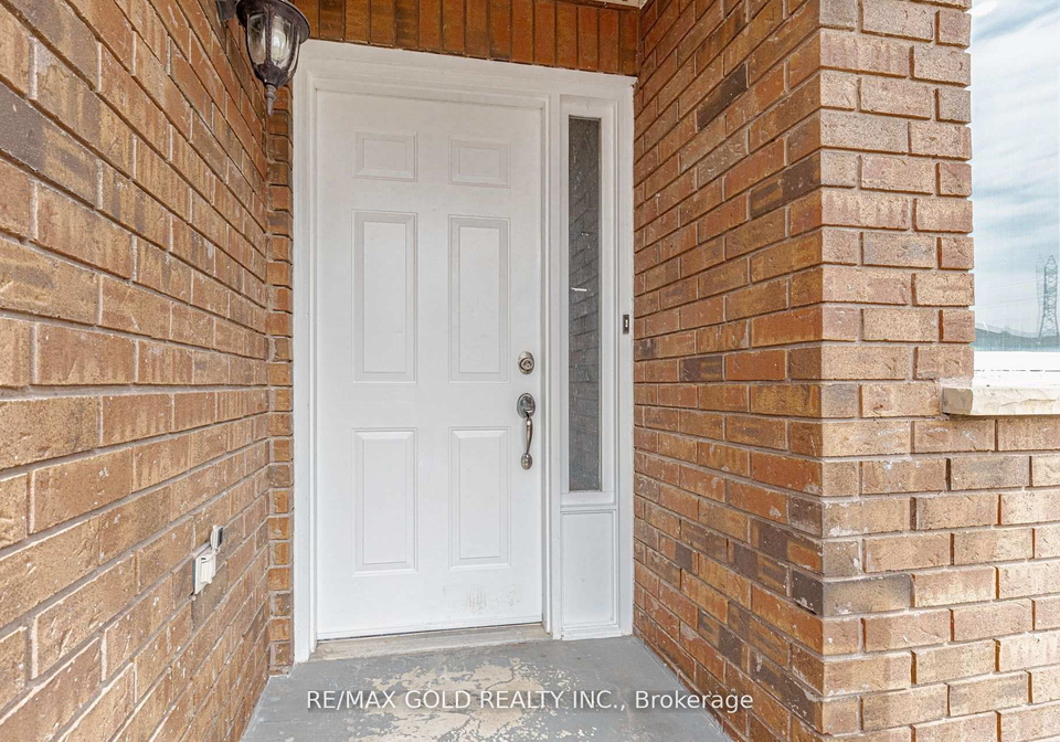 54-creditstone-road-brampton-ontario-w13535320