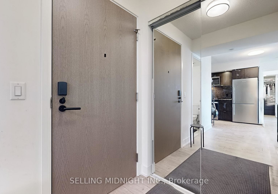 10-eva-road-toronto-etobicoke-ontario-w13535404