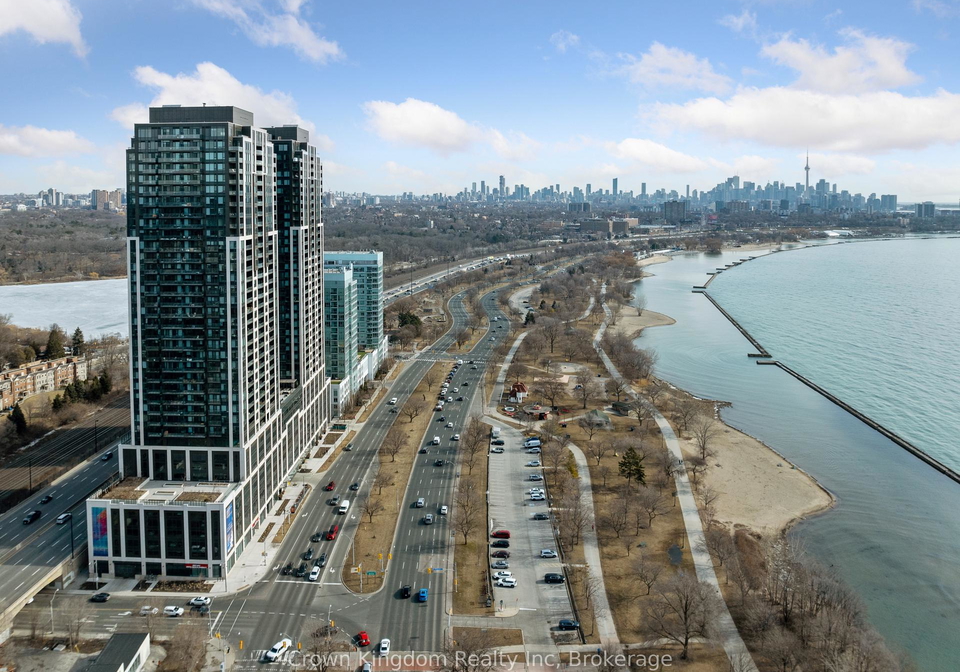 1926-lake-shore-boulevard-w-toronto-toronto-ontario-w13535494