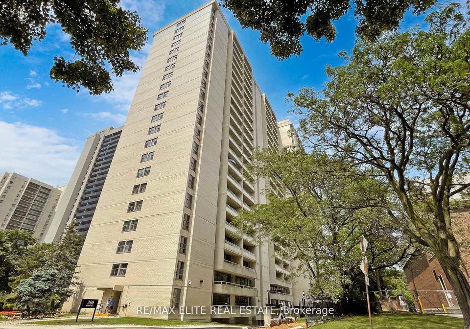 360-ridelle-avenue-toronto-north-york-ontario-w13535548
