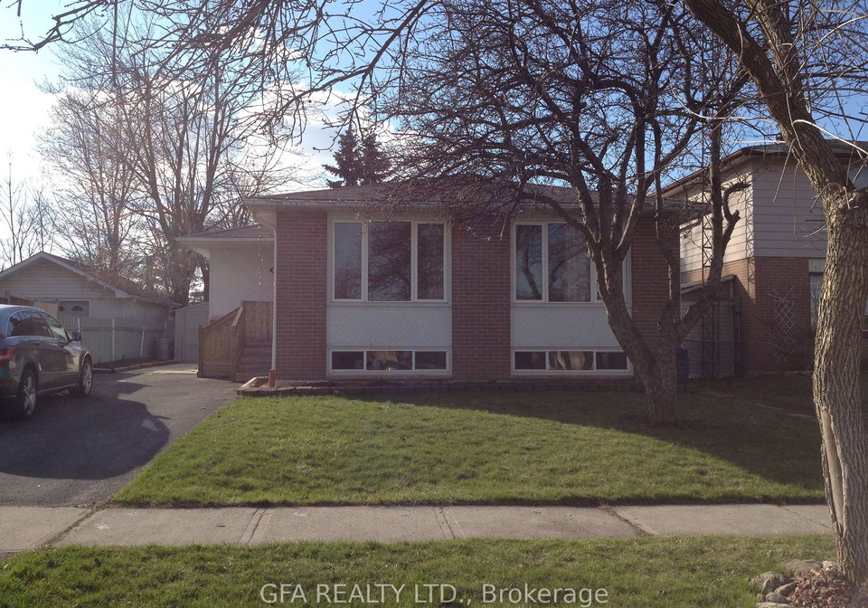 30-reigate-avenue-brampton-ontario-w13535608