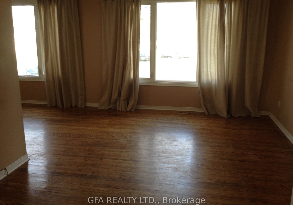 30-reigate-avenue-brampton-ontario-w13535608