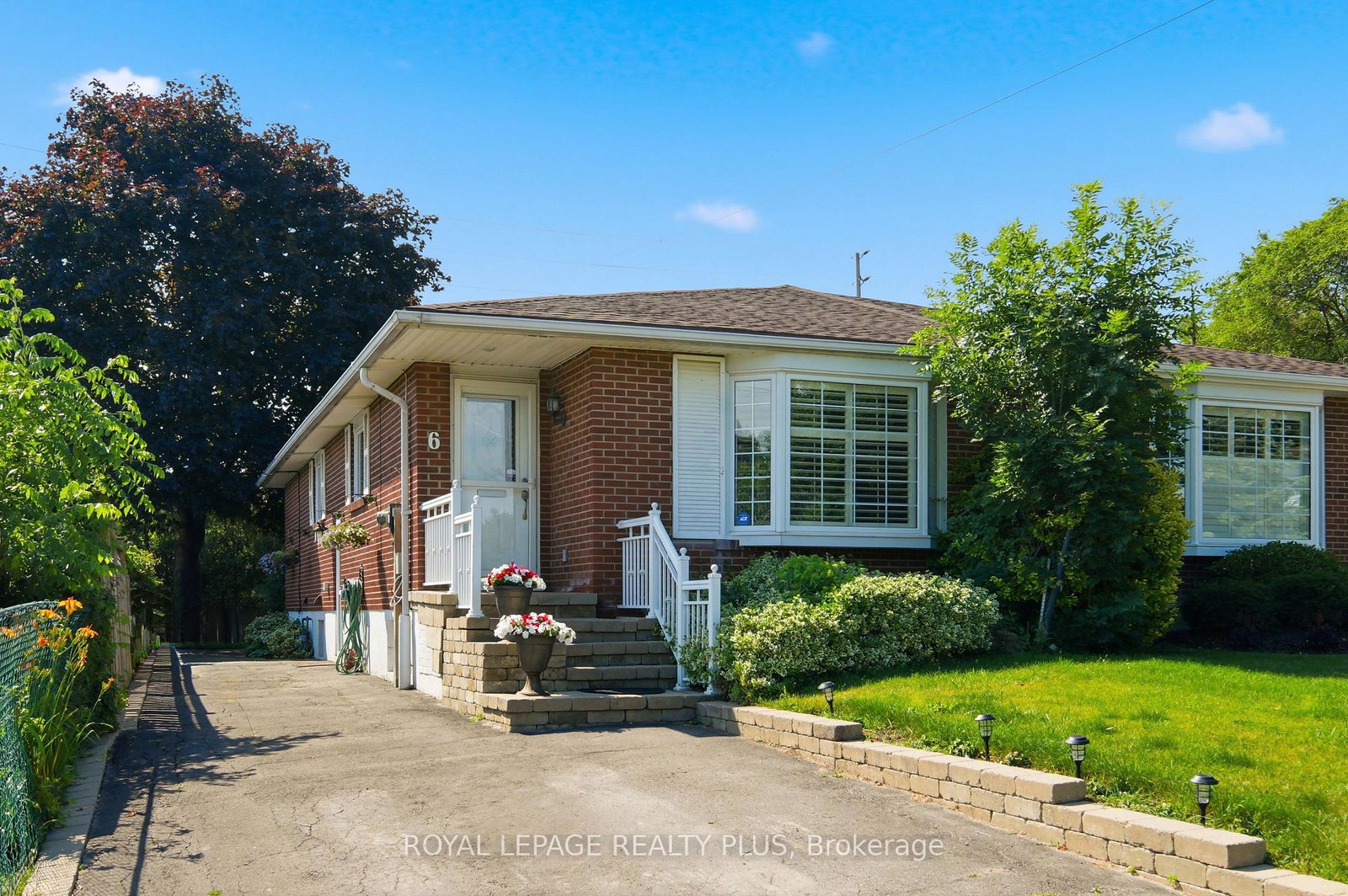 6-merrydrew-court-mississauga-ontario-w13535670