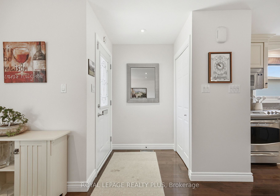 6-merrydrew-court-mississauga-ontario-w13535670