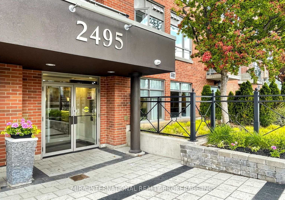 2495-dundas-street-w-toronto-toronto-ontario-w13535722