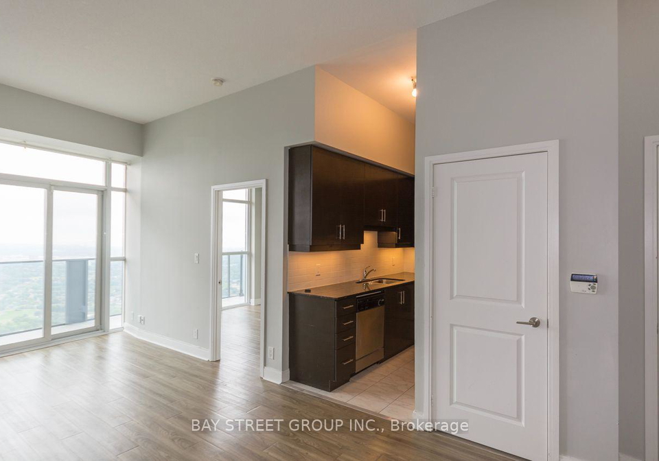 60-absolute-avenue-mississauga-ontario-w13535812