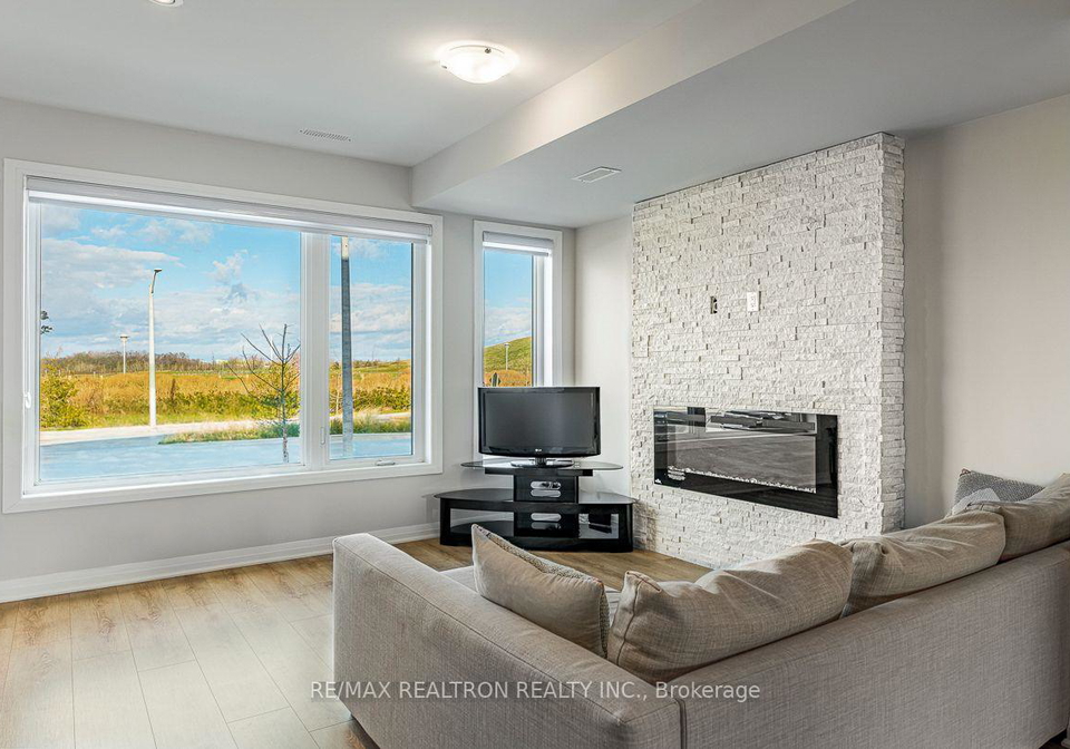 213-downsview-park-boulevard-toronto-york-ontario-w13535926