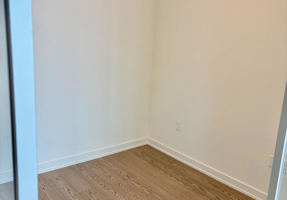 448-burnhamthorpe-road-w-mississauga-ontario-w13536064