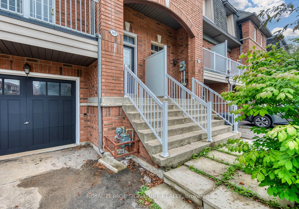 2418-adamvale-crescent-oakville-ontario-w13536136