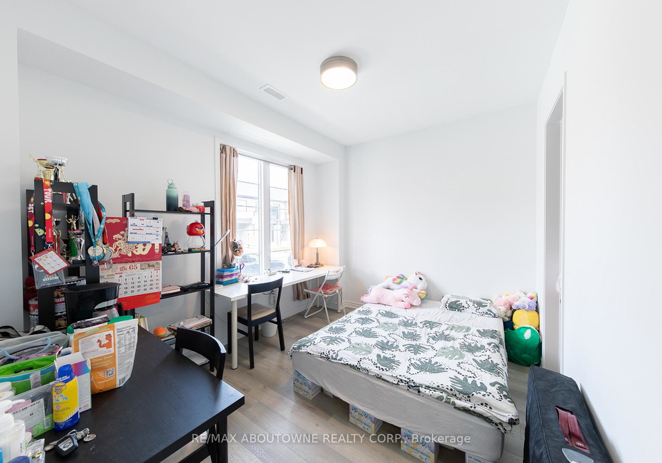 3040-bramall-gardens-oakville-ontario-w13536304