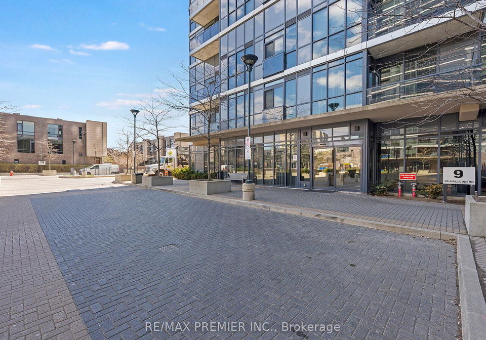 9-valhalla-inn-road-toronto-etobicoke-ontario-w13536504