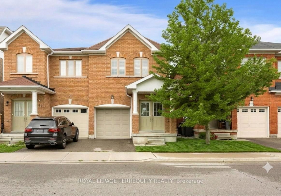 983-francine-crescent-mississauga-ontario-w13536638