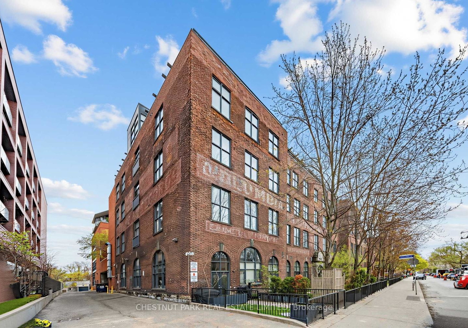 363-sorauren-avenue-toronto-toronto-ontario-w13536642