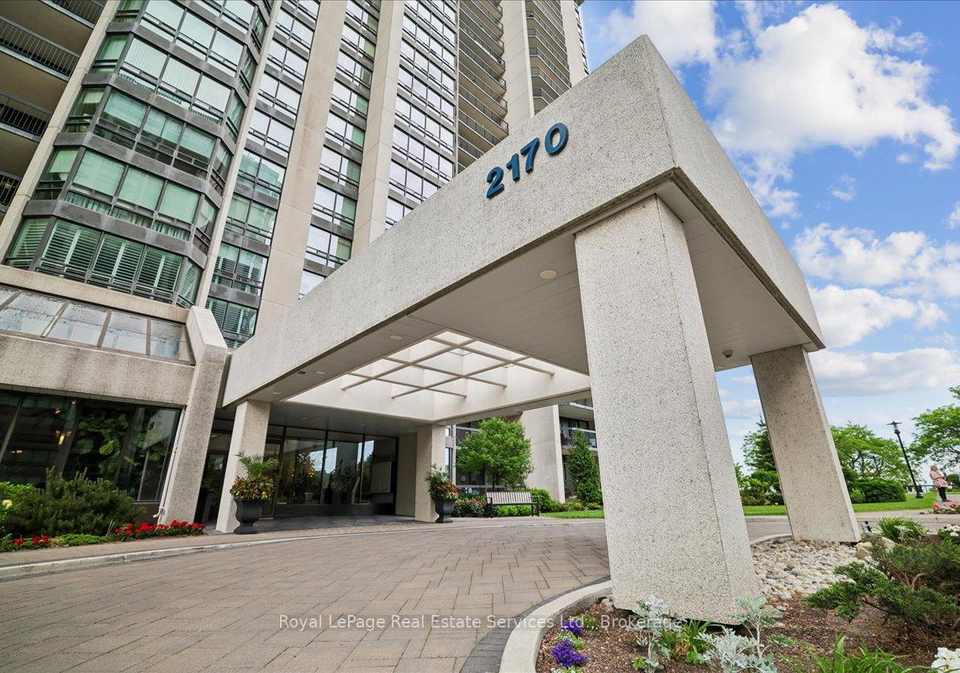 2170-marine-drive-oakville-ontario-w13536758