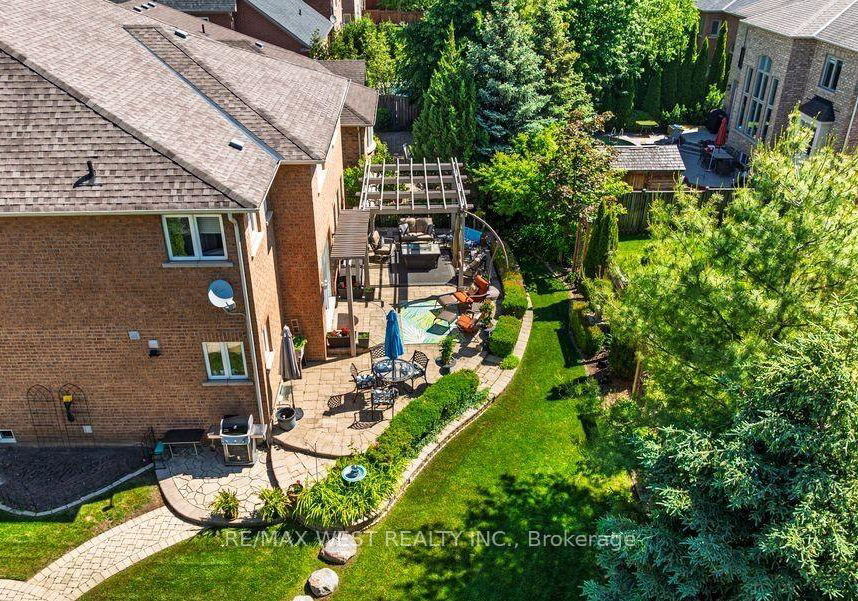 3338-fox-run-circle-oakville-ontario-w13536778