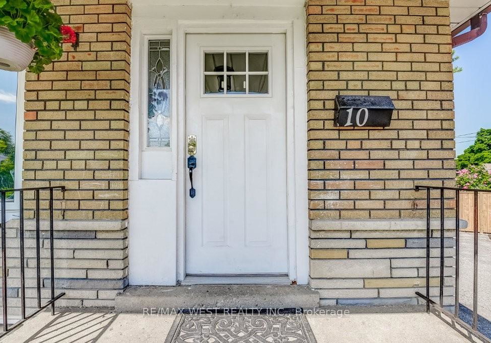 10-rima-court-toronto-etobicoke-ontario-w13536900