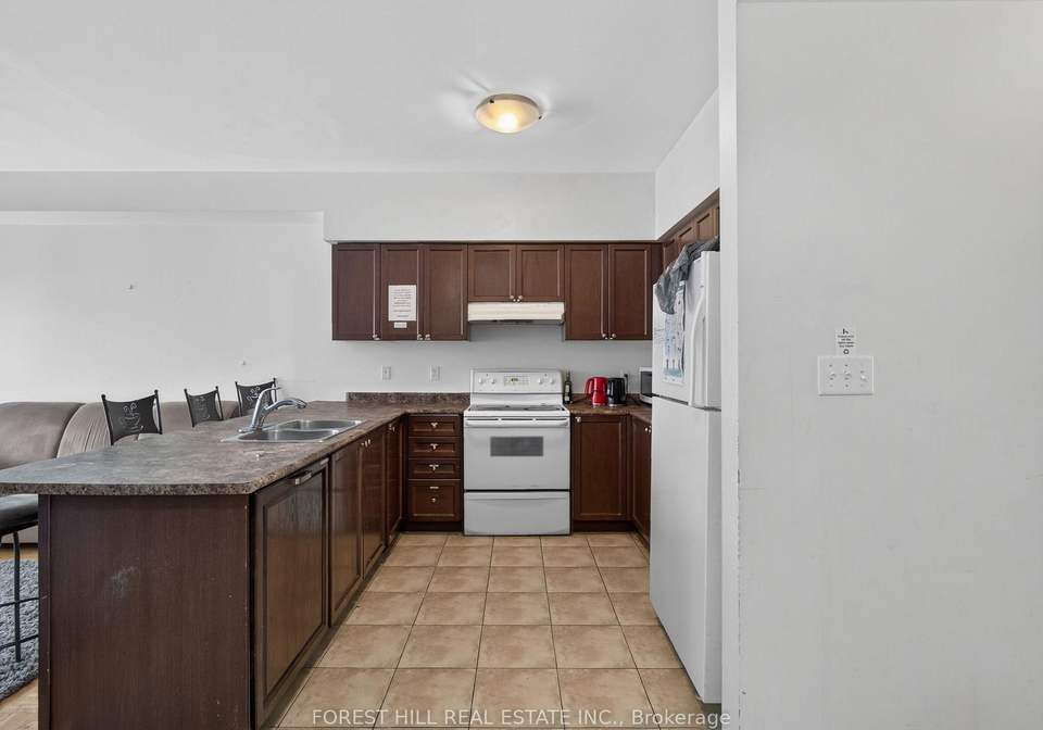 4-evelyn-wiggins-drive-toronto-york-ontario-w13536978