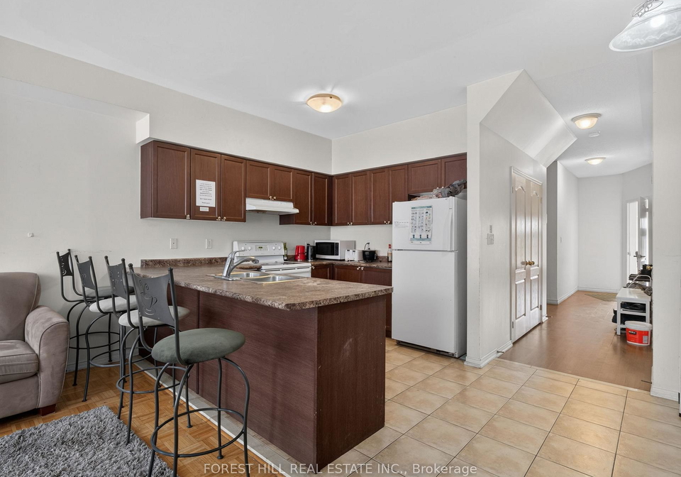 4-evelyn-wiggins-drive-toronto-york-ontario-w13536978