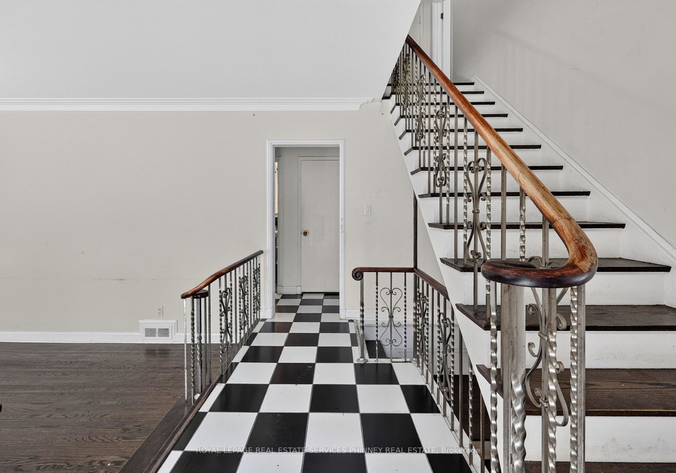 52-valecrest-drive-toronto-etobicoke-ontario-w13537054